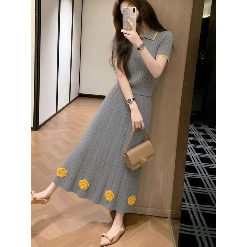 Women's Floral Knit Two Piece  - Midi Skirt Floral avis et prix